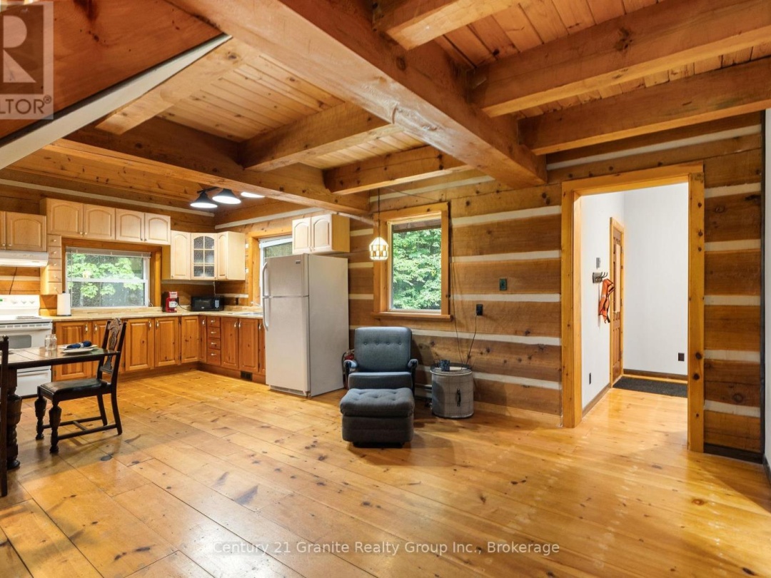 19221 HIGHWAY 118, Highlands East (Monmouth)