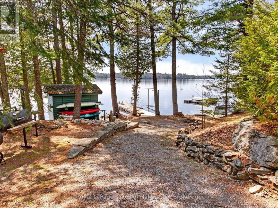 54 CLEARVIEW DRIVE, Crystal Lake