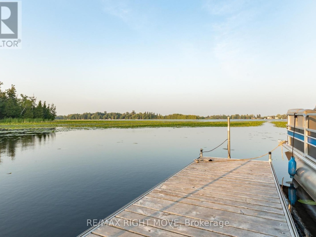 35 CEDAR BAY ROAD, Canal Lake