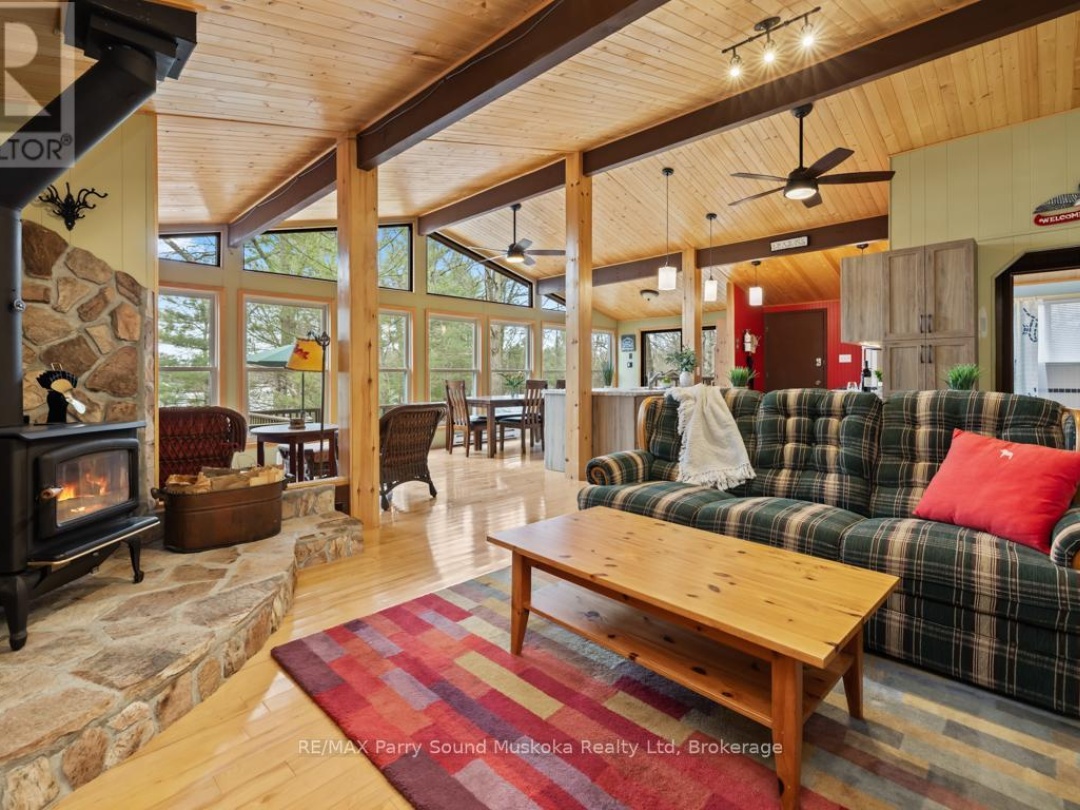 391 SALMON LAKE ROAD, Salmon Lake