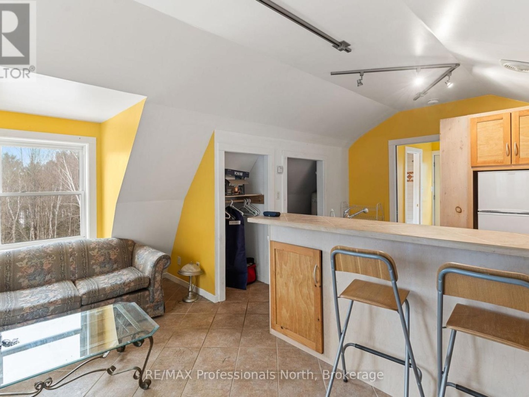 1127 BOBCAYGEON ROAD, Minden Hills (Anson)