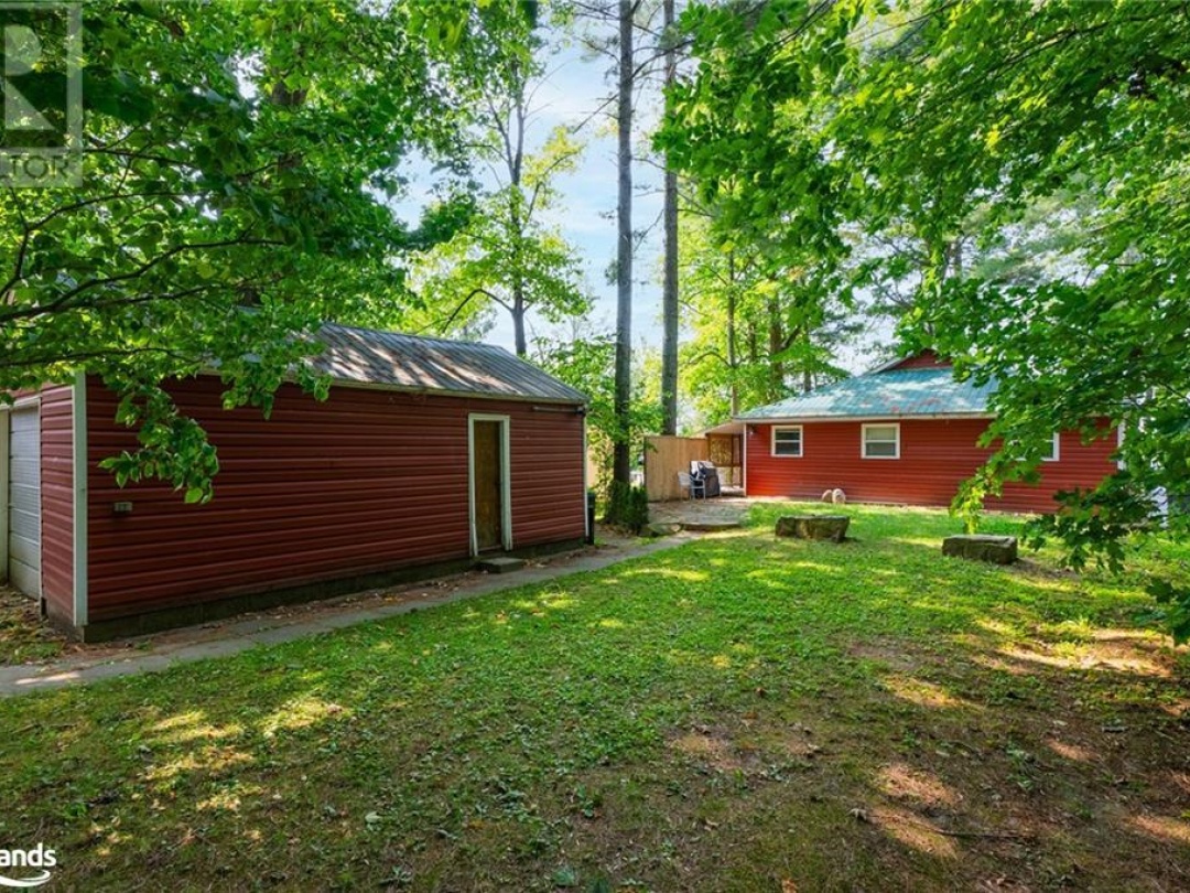 1658 Peninsula Point Road, Sparrow Lake