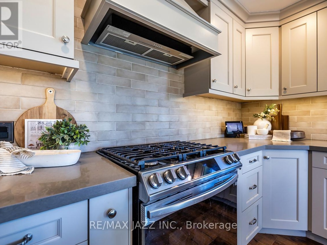 3 ROYAL OAK ROAD, Kawartha Lakes (Mariposa)