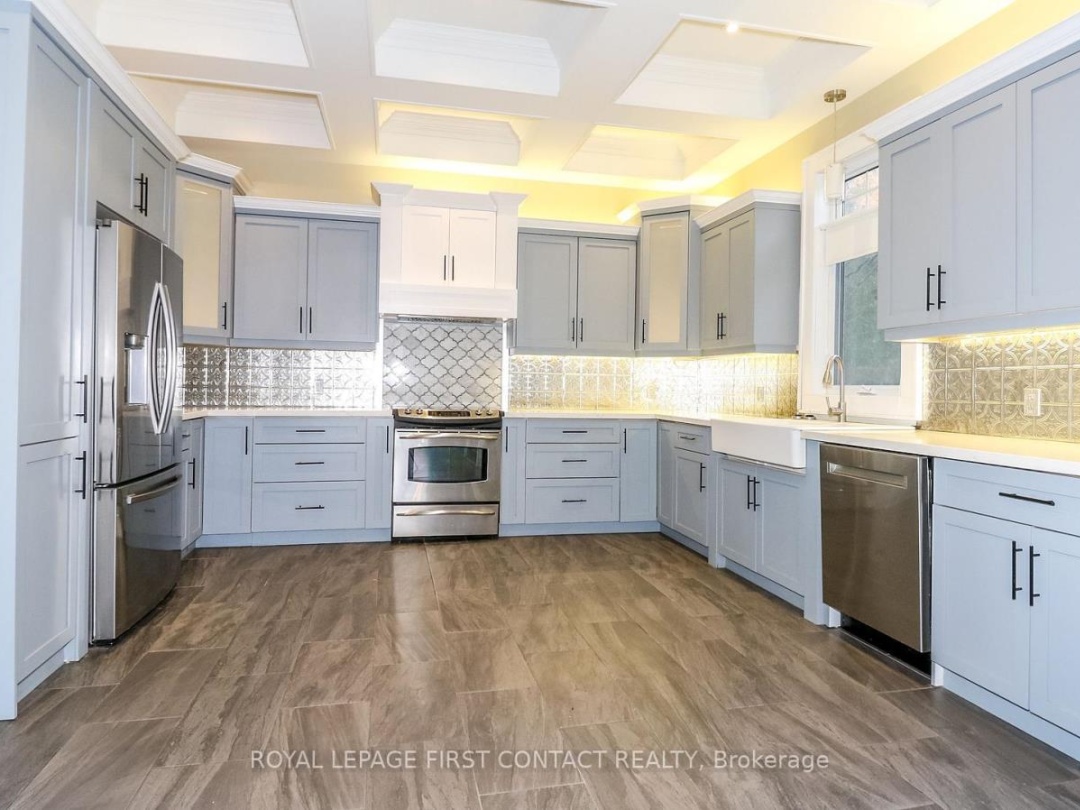 2 PORTER LANE, Shadow Lake