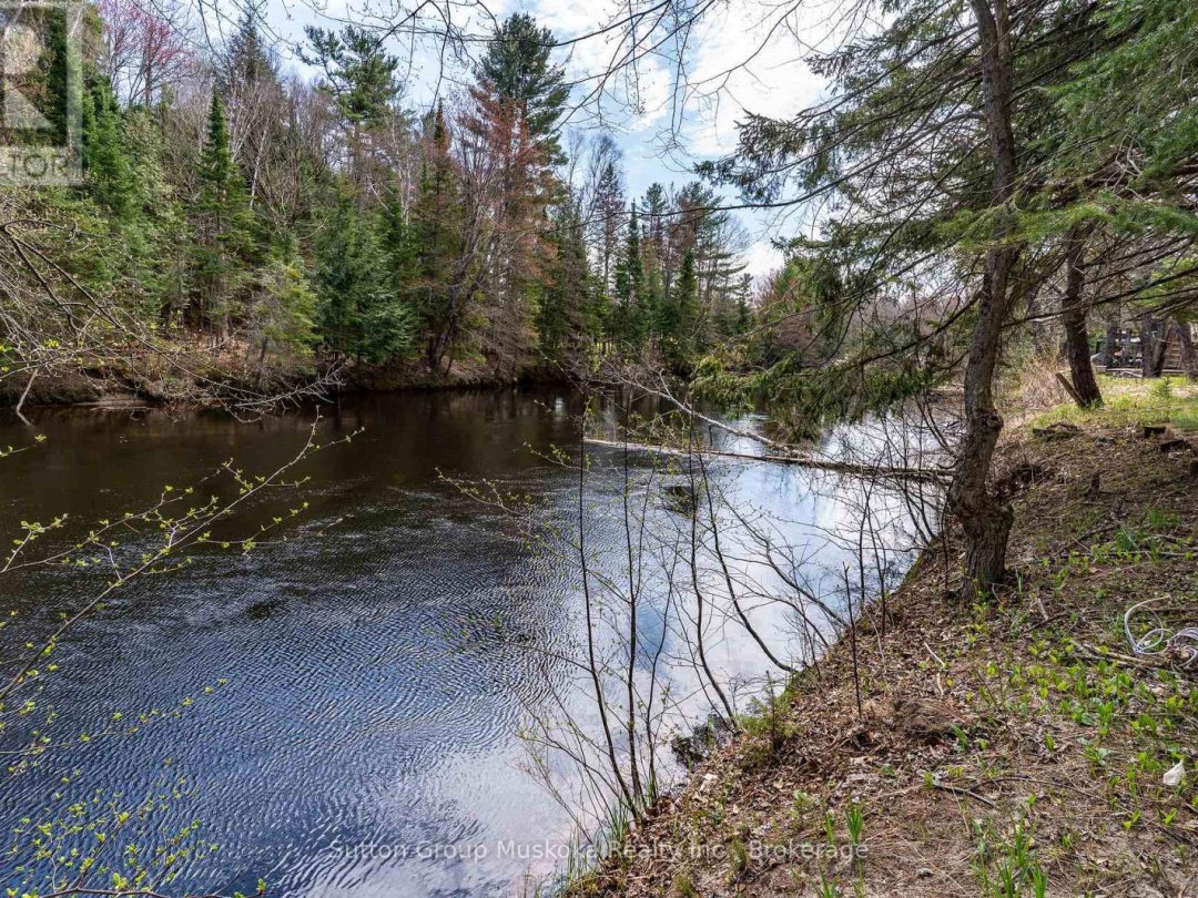 15 GLEN ACRES ROAD, 