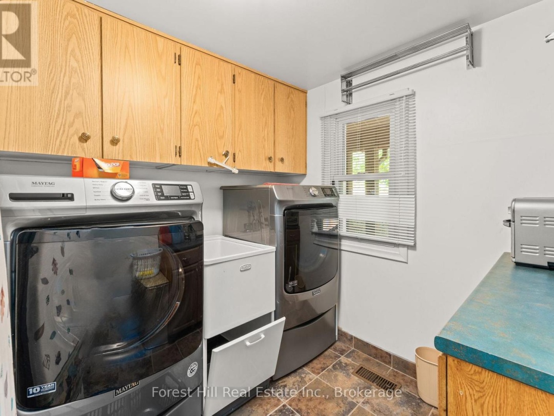 1062 PINE LAKE ROAD, 