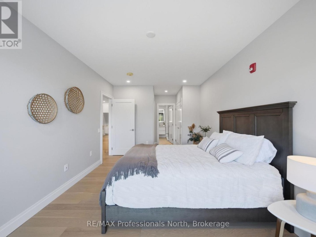 303 - 32 BRUNEL ROAD, Muskoka River