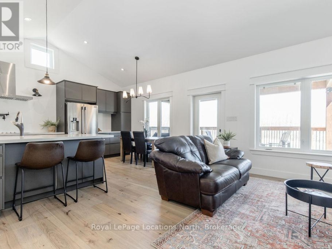 5385 8 LINE N, Oro-Medonte (Moonstone)