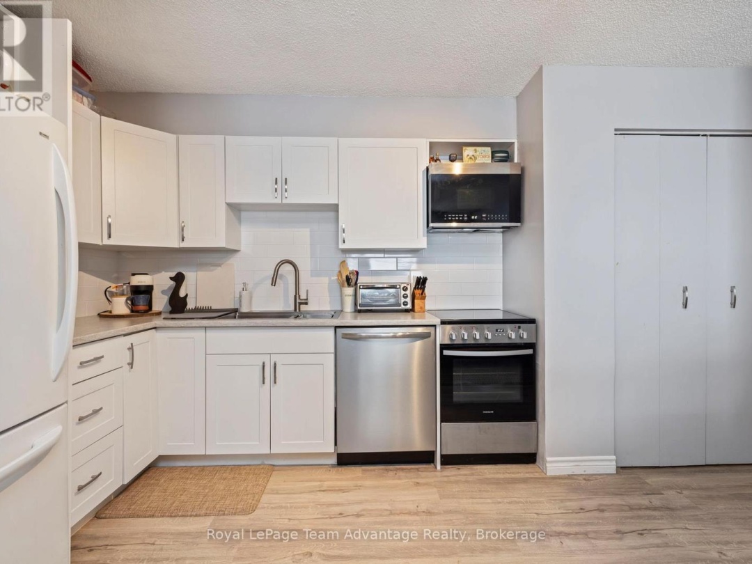 104 - 1 GEORGIAN BAY AVENUE, Parry Sound