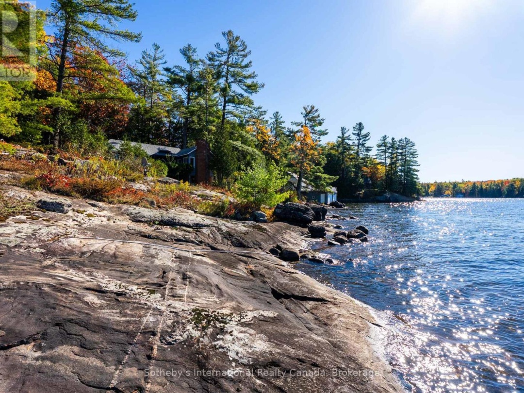 1-1076 BIRCH POINT ROAD, Lake Muskoka