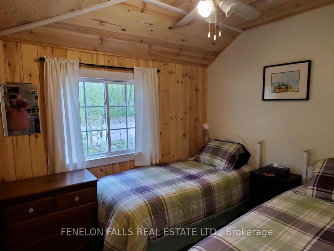 168 LAKEBREEZE ROAD, Cameron Lake