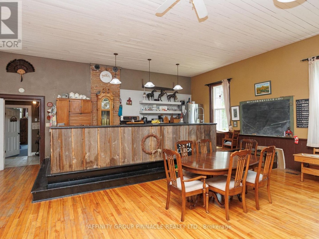 254 Lorneville Road, Kawartha Lakes (Eldon)