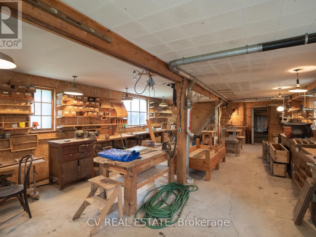 2090 COUNTY 121 ROAD, Kawartha Lakes (Somerville)