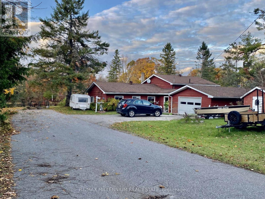 3741 CEDAR RAPIDS DRIVE S, North River