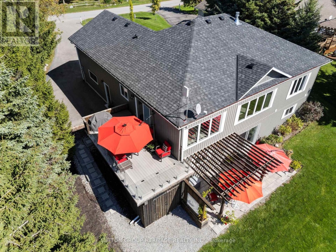 52 HILLSIDE DRIVE, 