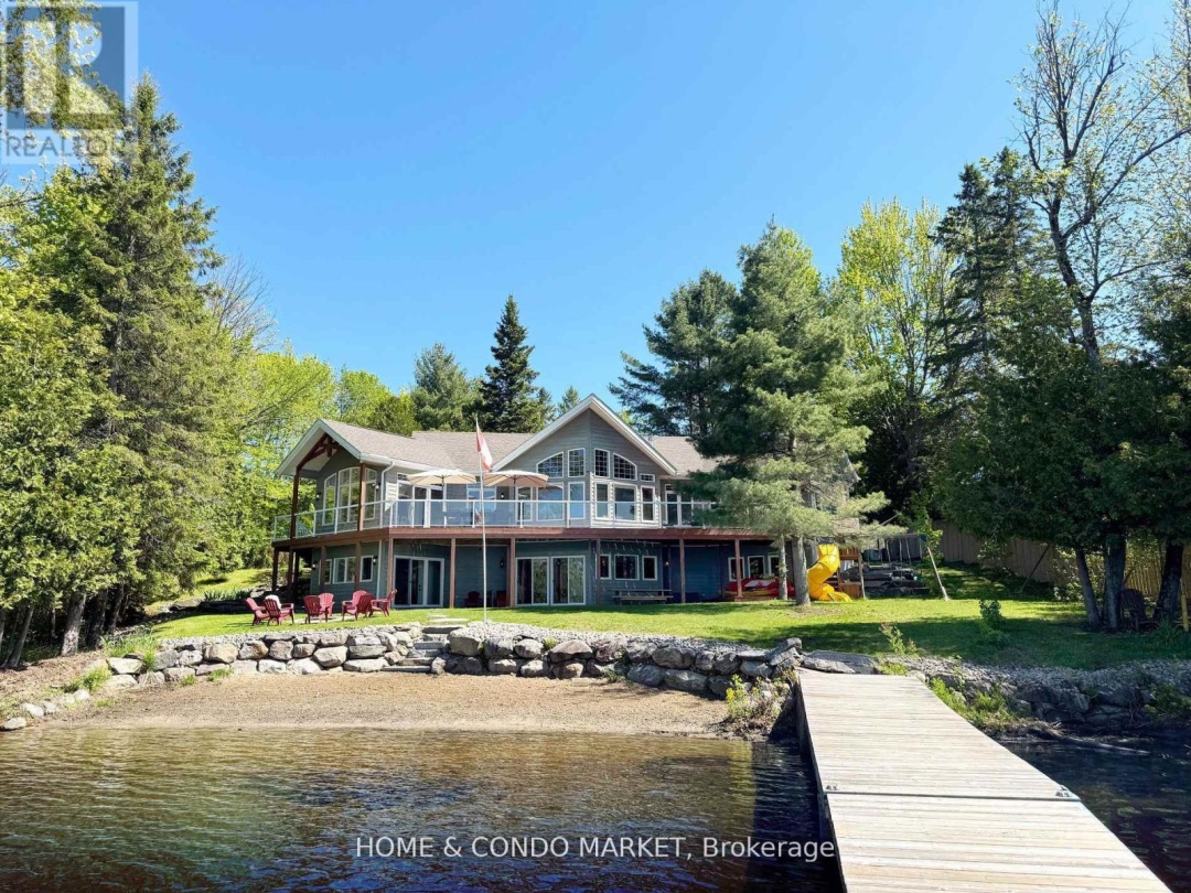 14 CHARLES AVENUE, Manitouwabing Lake
