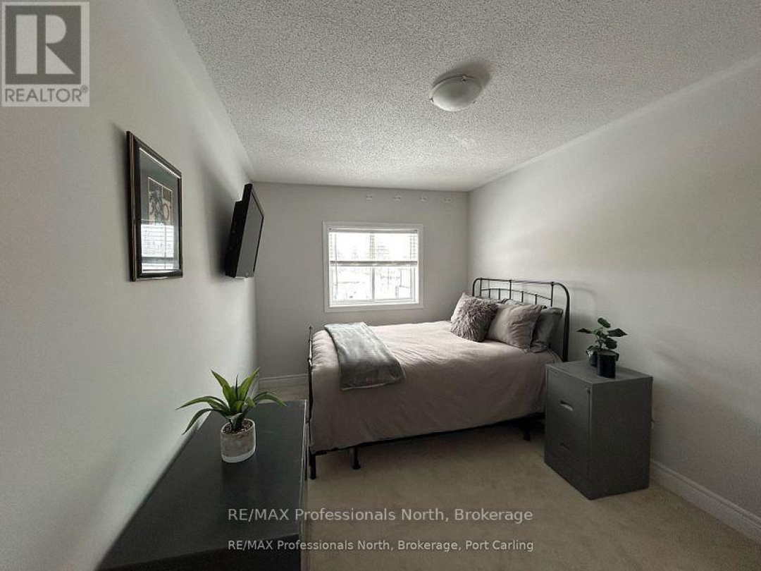 40 NICOLE PARK PLACE, Bracebridge (Macaulay)