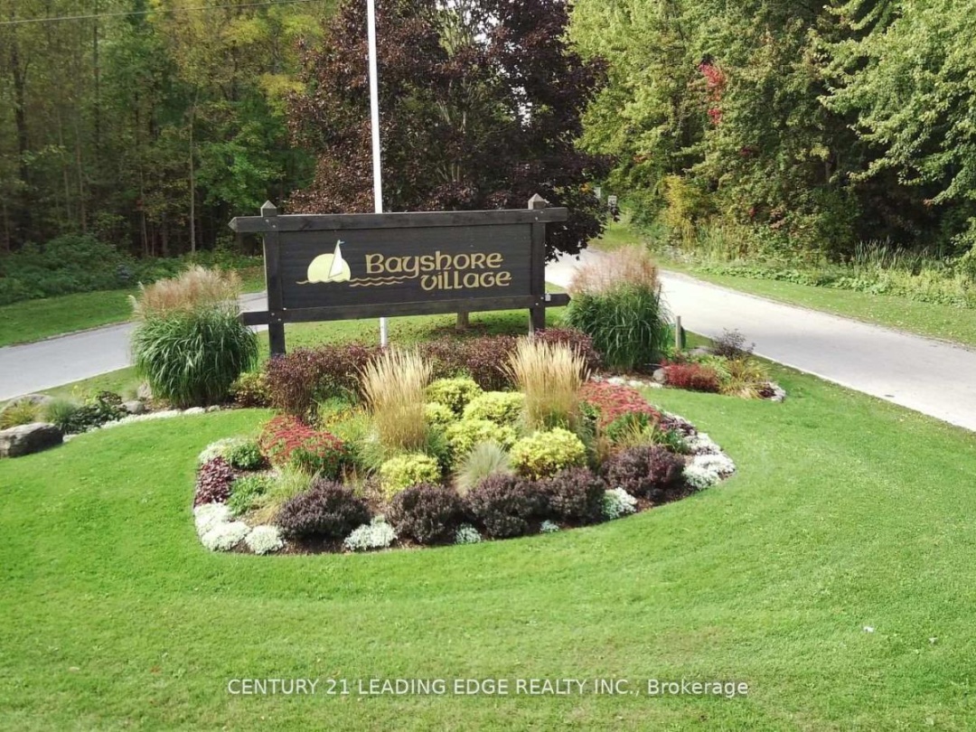 17 SANDLEWOOD TRAIL, Lake Simcoe