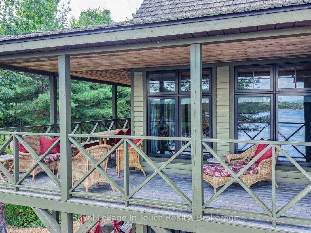 4 IS 2075 ARTHUR ISLAND, GEORGIAN BAY, 