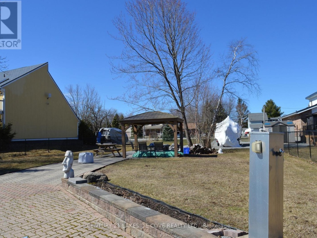 76 TURTLE PATH, Lake Simcoe
