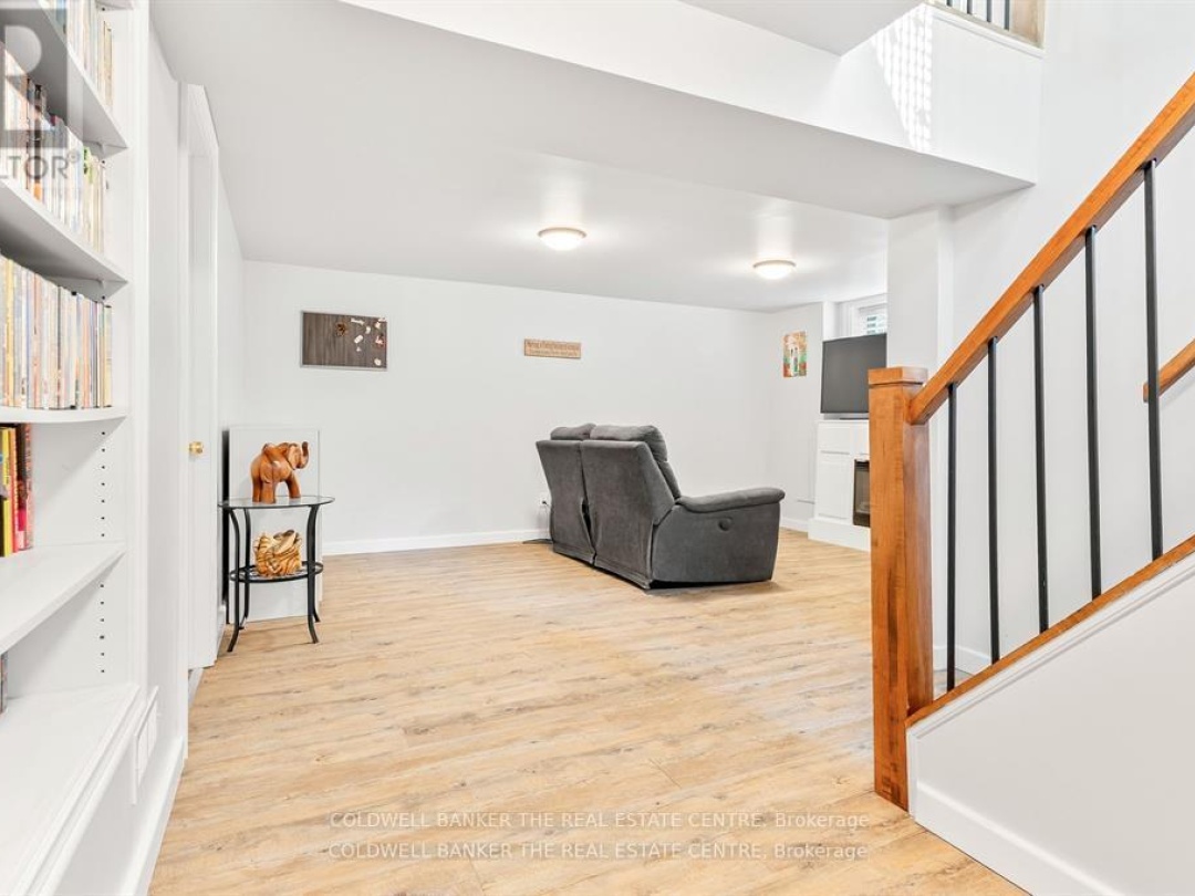 7 LEACH STREET, 