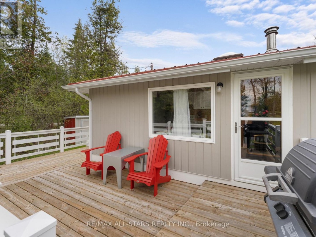 3 REGATTA STREET, Sturgeon Lake