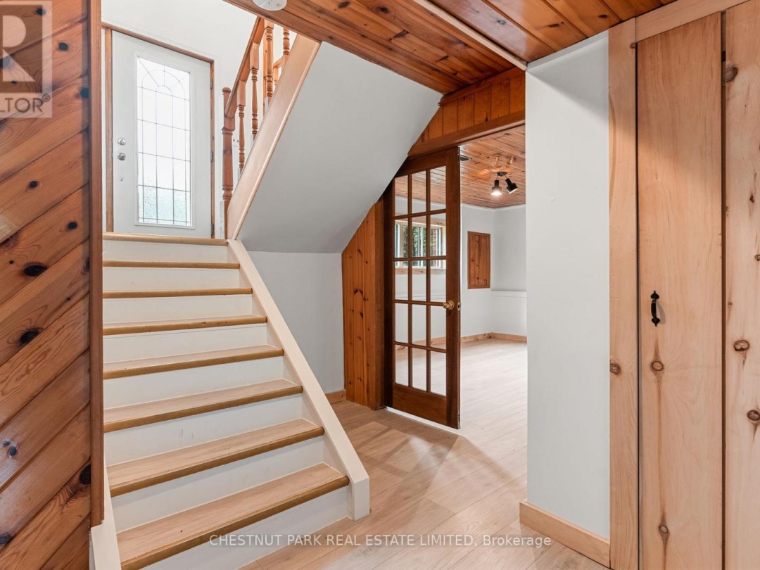 4135 KENNISIS LAKE ROAD, 