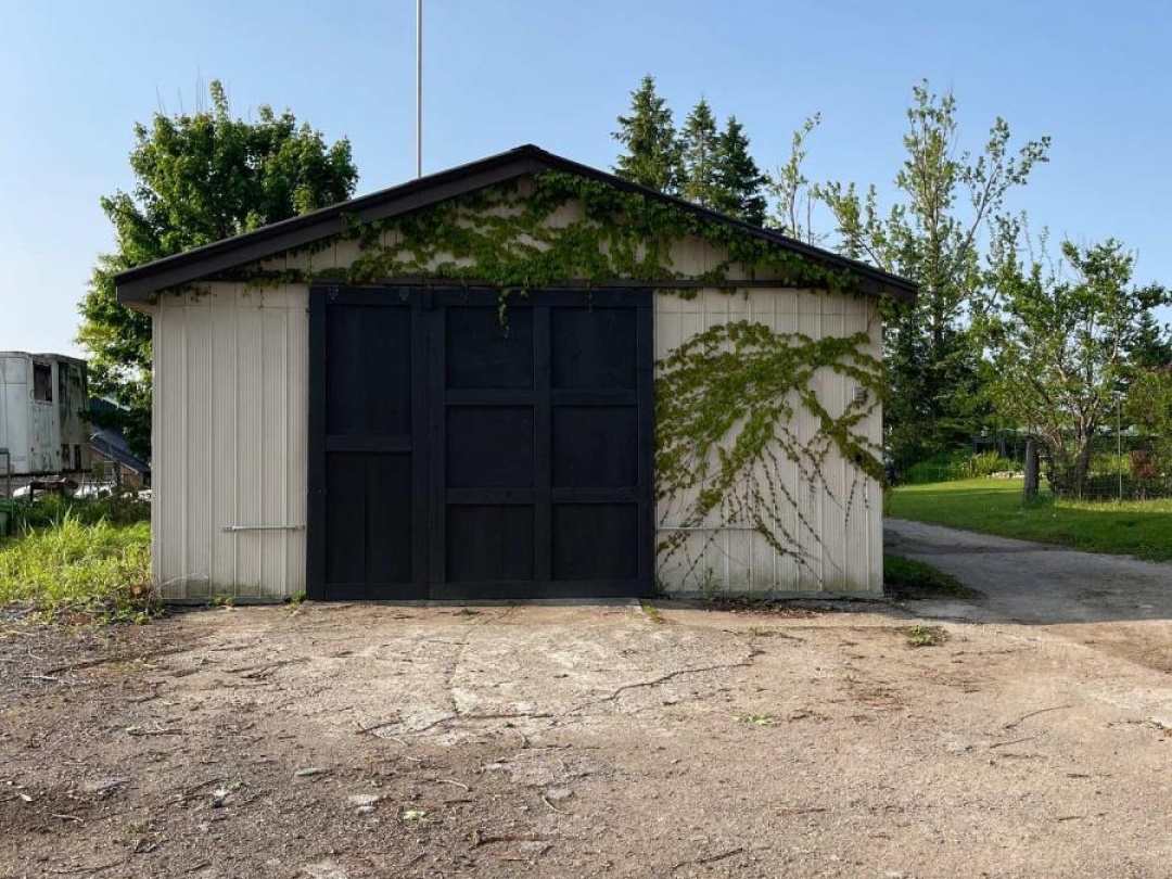 68 BLACK SCHOOL ROAD, Kawartha Lakes (Mariposa)