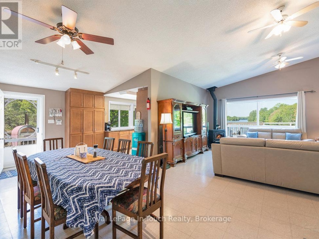 285 CROOKED BAY ROAD, Georgian Bay (Baxter)