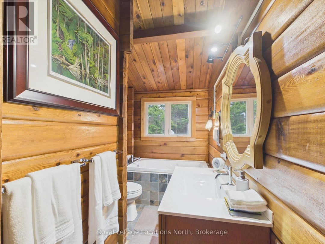 1027 SCOTT LANE, Oxbow Lake