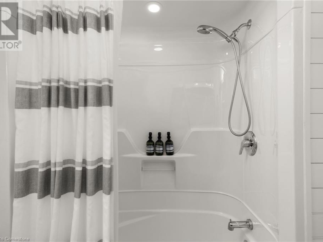 1166 NORTH SHORE Drive Unit# 3, Gull Lake