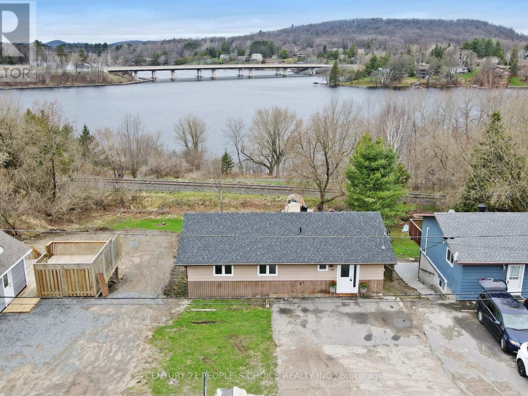 156 MAIN STREET W, 