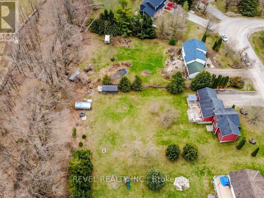 16 SUMAC CRESCENT, Oro-Medonte (Sugarbush)