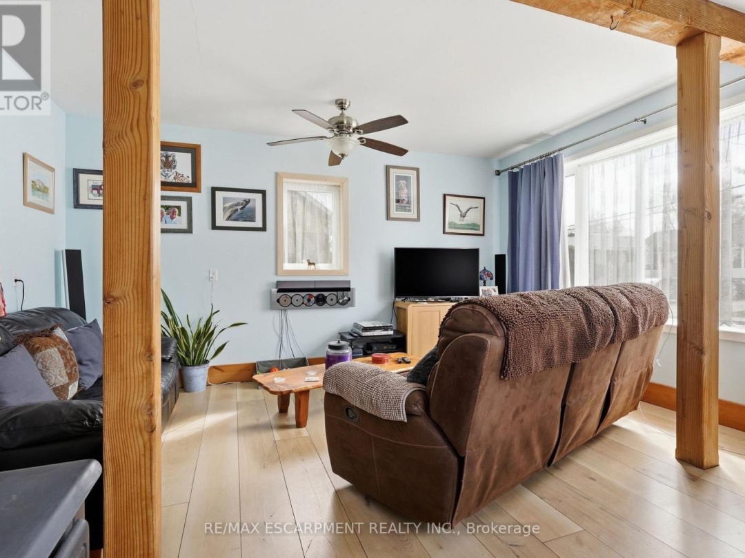 181 DILL STREET, Bracebridge (Macaulay)