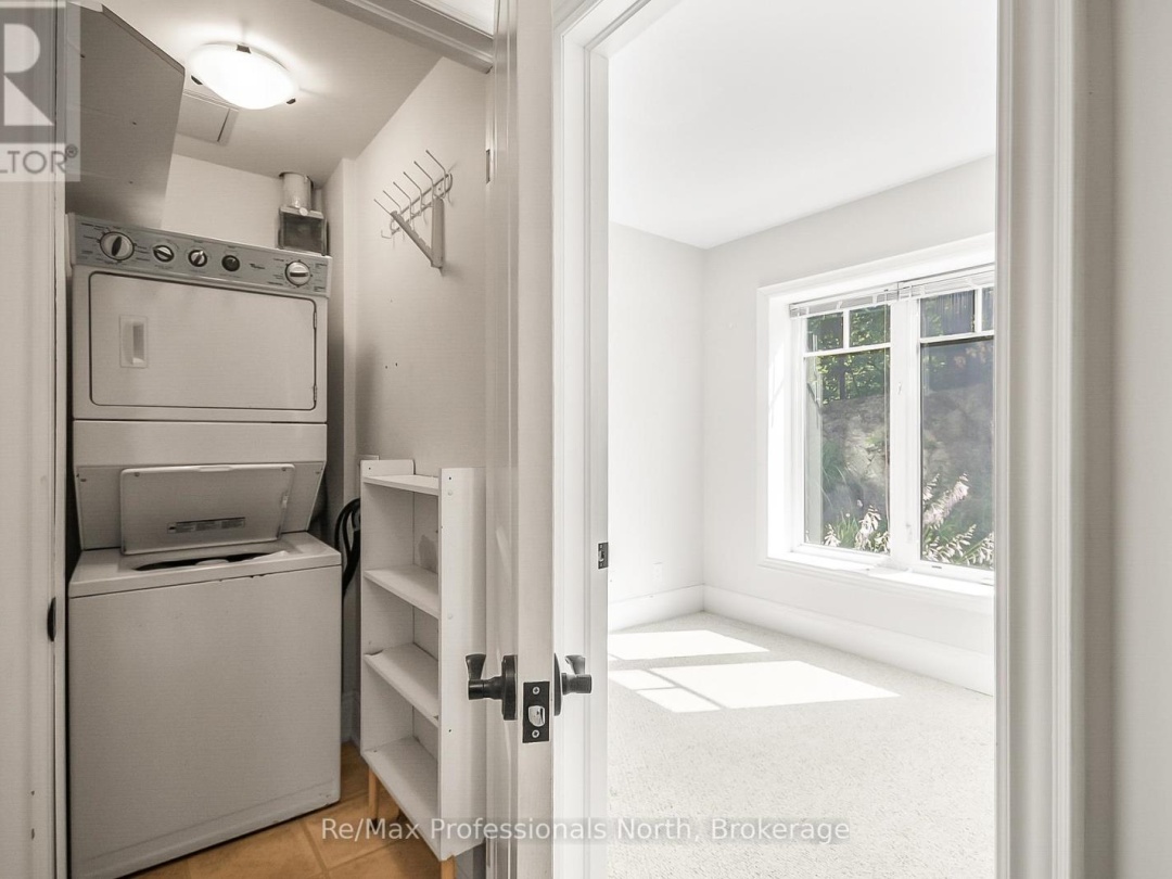 108 - 391 JAMES STREET W, 