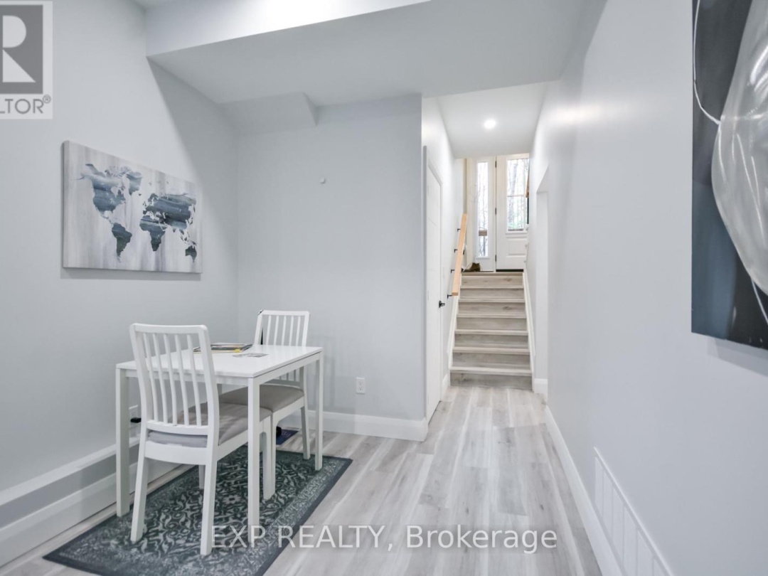 39 BECKETTS SIDE ROAD, Tay
