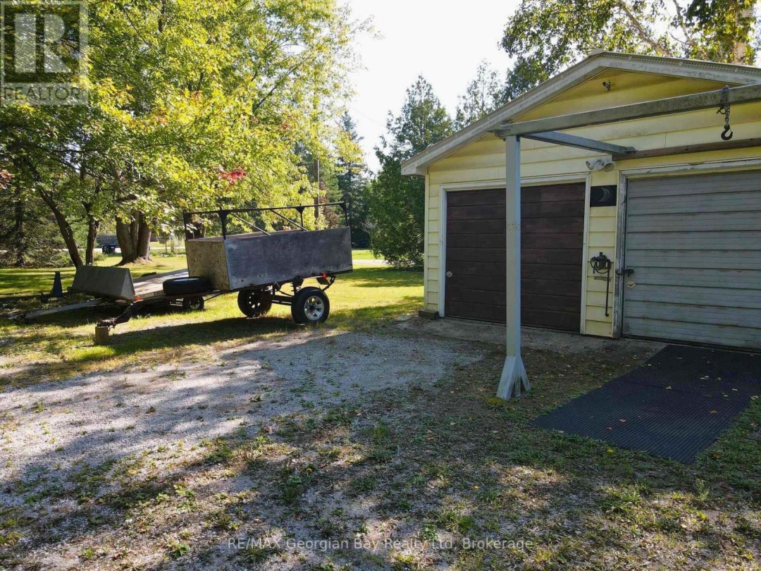 1968 ROSEMOUNT ROAD, Tay (Waubaushene)