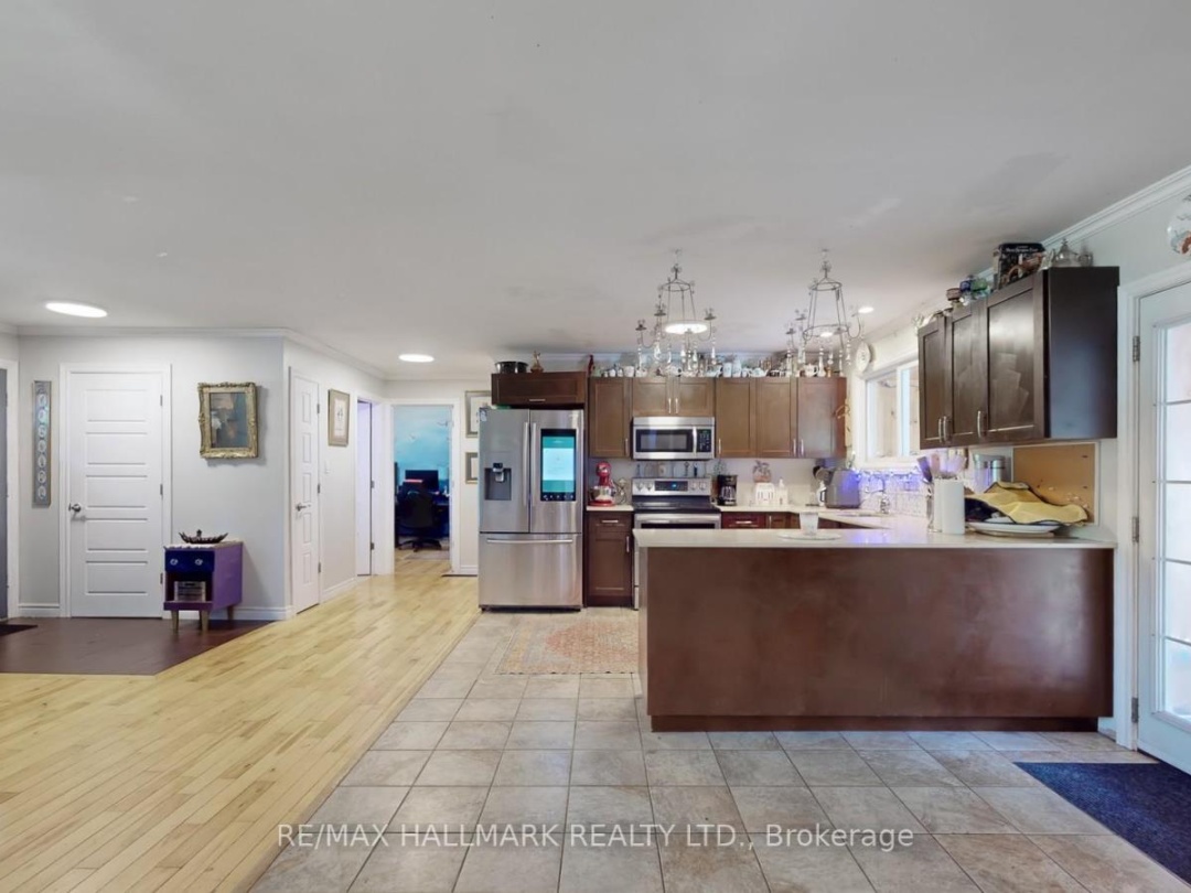 14 SELLENS AVENUE, Bracebridge (Macaulay)