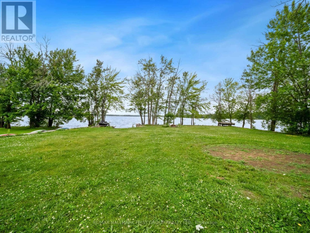 6386 BLUEBIRD STREET, St John Lake