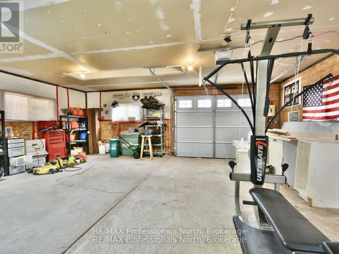 20 COULTER LANE, Bracebridge (Muskoka (N))