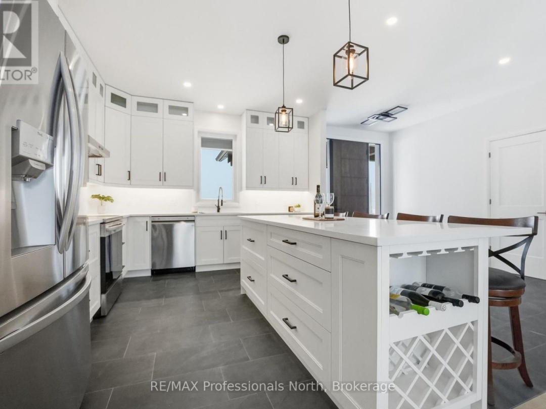 1058 PIPER GLEN ROAD, Minden Hills (Snowdon)