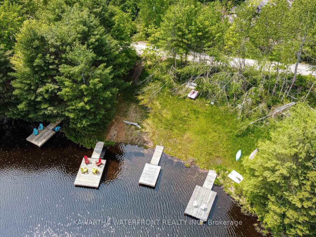 1120 ENGLISH CIRCLE, Tamarack Lake