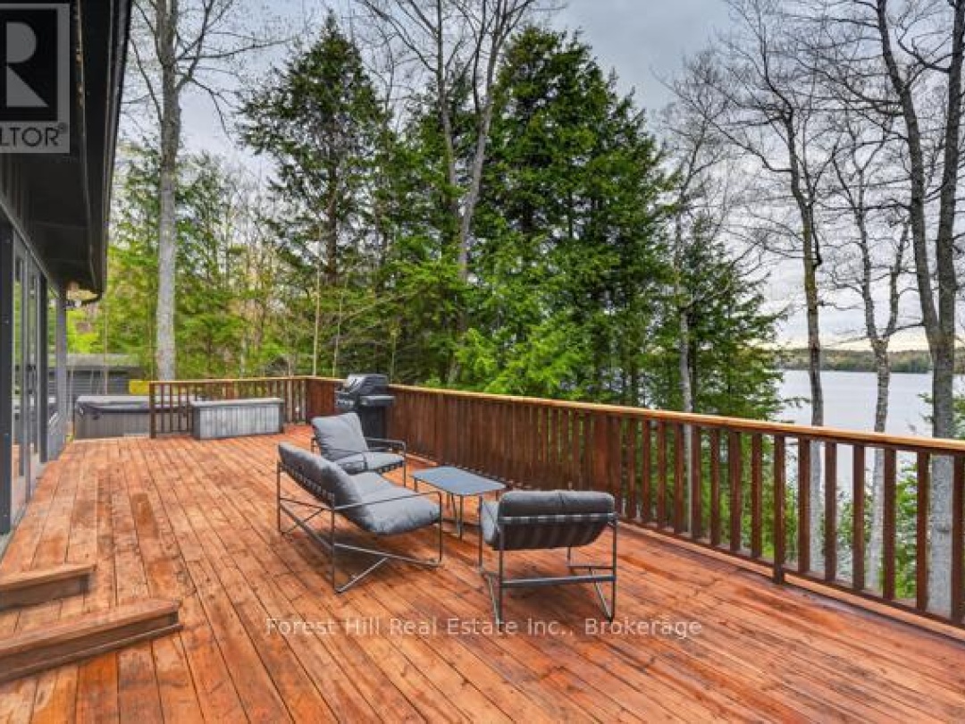1034 CANNING HEIGHTS ROAD, Canning Lake