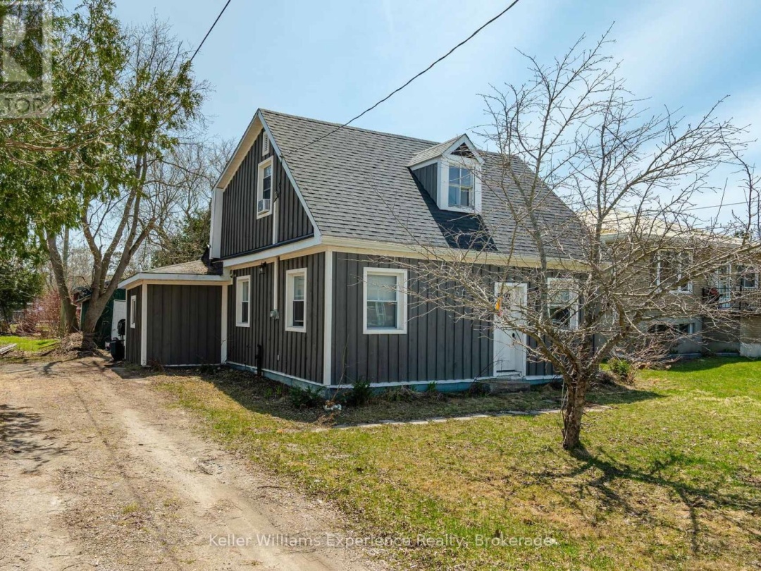 313 Mcnicoll Street, Tay (Port McNicoll)