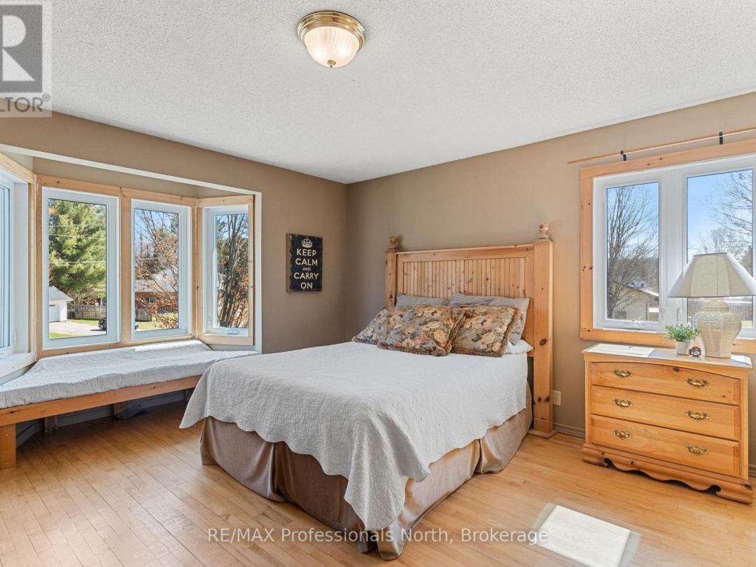 16 HIGHLAND GATE BOULEVARD, Minden Hills (Anson)