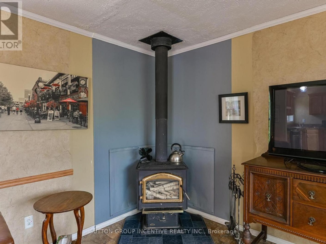 151 BOUNDARY ROAD, Long Pond