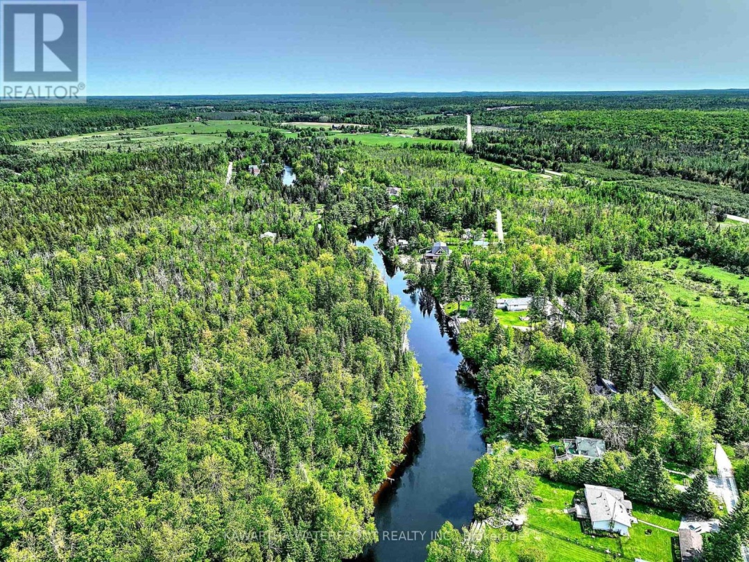 82 Kozy Kove Road, Burnt Lake