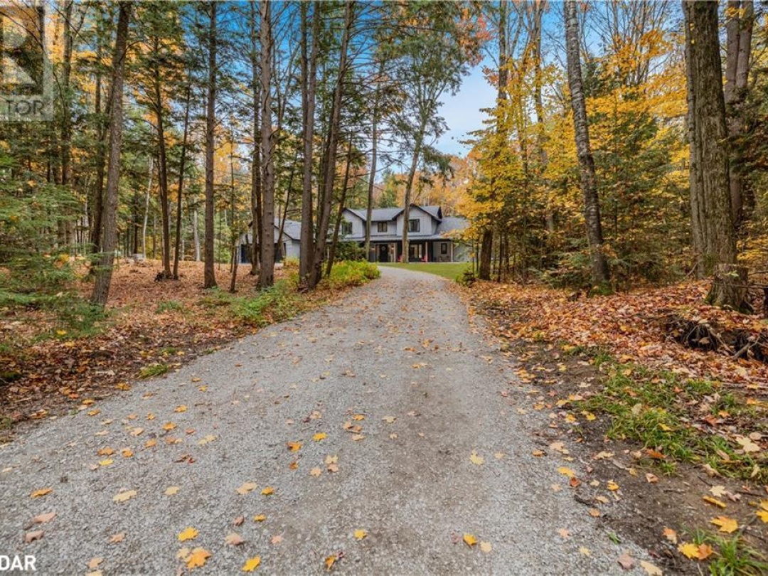 1025 Davis Drive, Gravenhurst