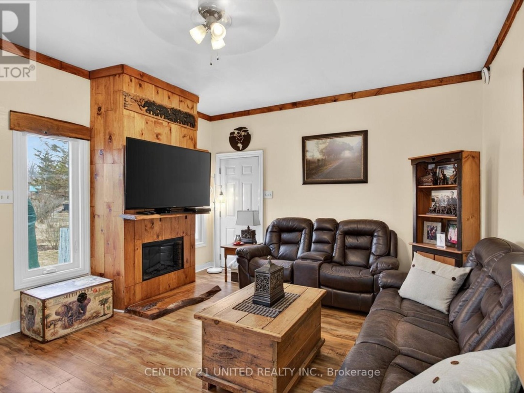 216 ALPINE LAKE ROAD, Pigeon Lake