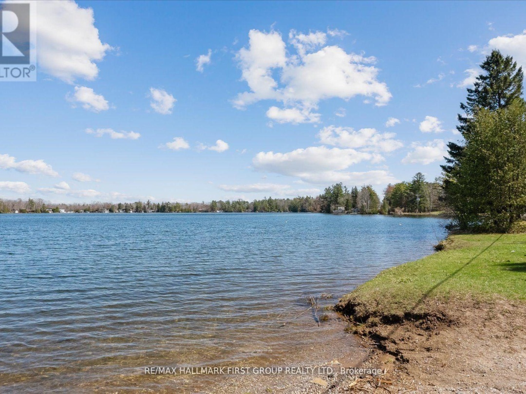 3074 SPARROW LAKE ROAD S, Severn